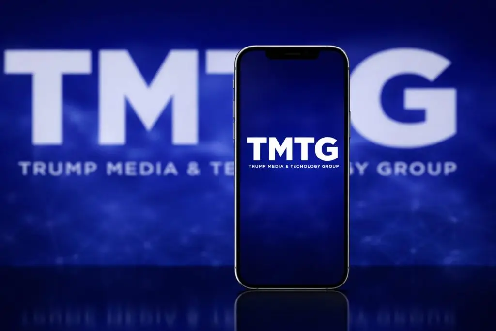 DJT stock rises as Trump Media pitches shareholder crypto token, expands Truth Social ETF push