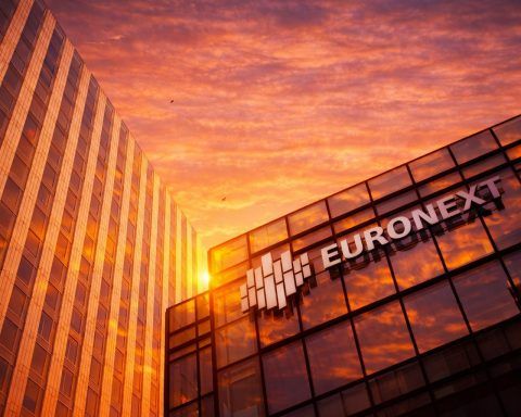 Euronext stock slips to start 2026 as Europe hits record highs; ENX focus turns to Feb. results