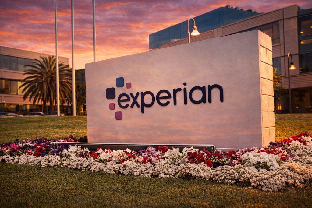 Experian (EXPN.L) stock slips after Ascend upgrade adds UK business data — here’s what investors watch next