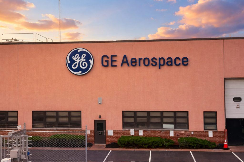 GE Aerospace stock jumps to a fresh 52-week high to start 2026, with earnings next in focus