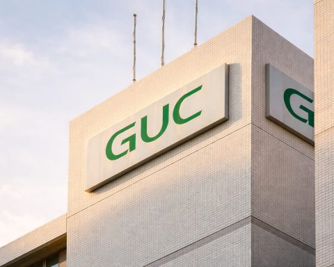 Global Unichip (3443) stock slips after record high — what investors are watching next