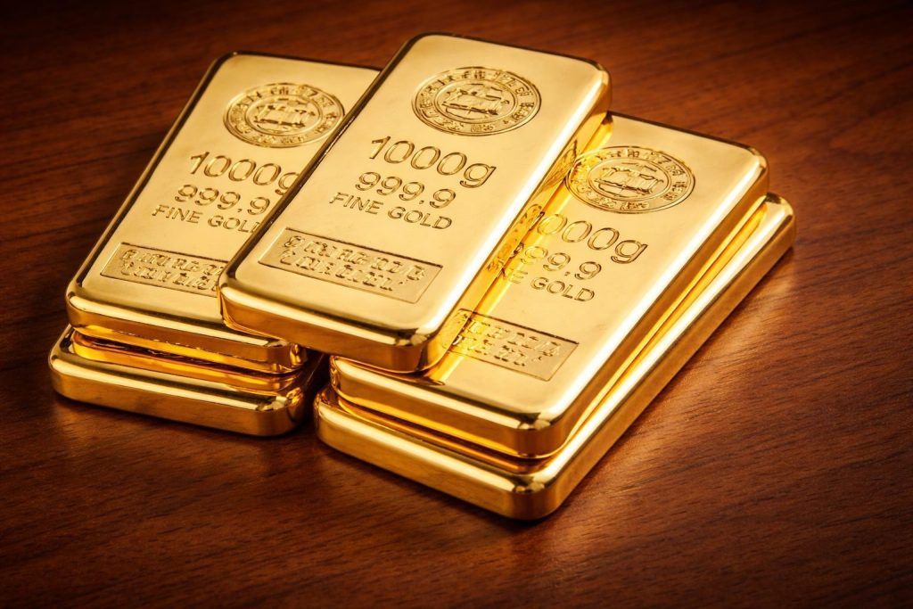 Gold price breaks $4,600 record; GLD ETF and gold stocks jump on Powell probe