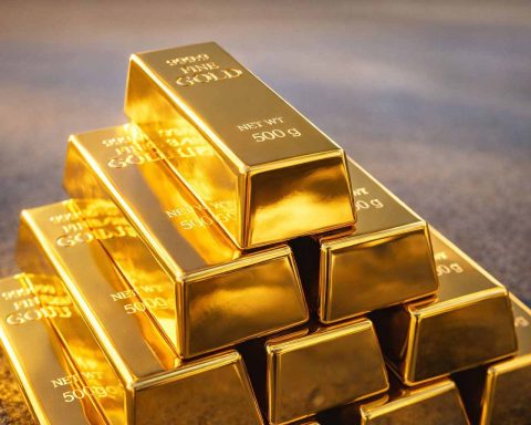 Gold price drops ₹9,050 in India as silver sinks ₹20,000 — JP Morgan still bets on $6,300 gold