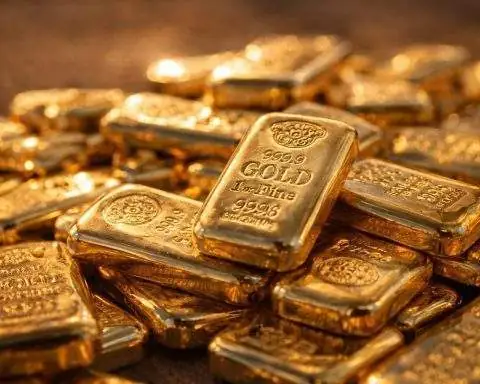 Gold price nears $5,000 again as banks lift forecasts; traders eye Fed next week