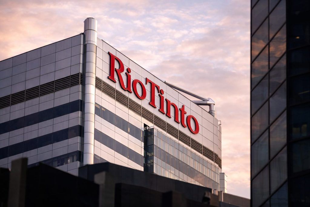 Rio Tinto plc stock edges up as Glencore deal talk deepens with bank advisers lined up