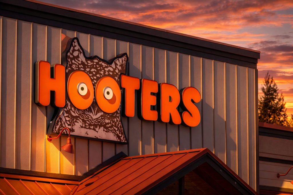 Hooters’ bankruptcy comeback: iconic uniforms change and a simpler menu rolls out