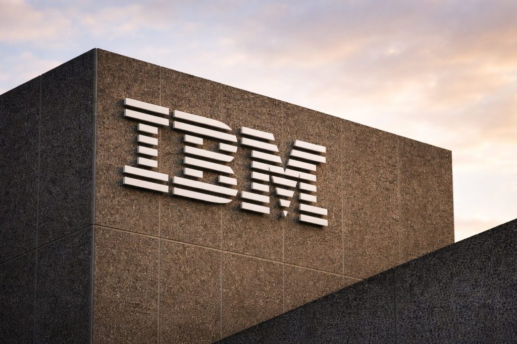 IBM, Expedia and AIG land on new “avoid” lists as S&P 500 jitters return