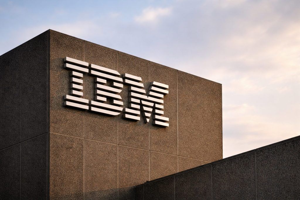 IBM Stock Slides 3.6% After Sovereign Core Debut as Earnings Loom