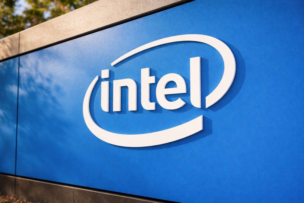 Intel stock price: INTC’s Friday plunge sets up a tense week after weak outlook