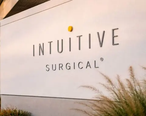 Intuitive Surgical (ISRG) stock drops after 2026 da Vinci outlook flags slower growth