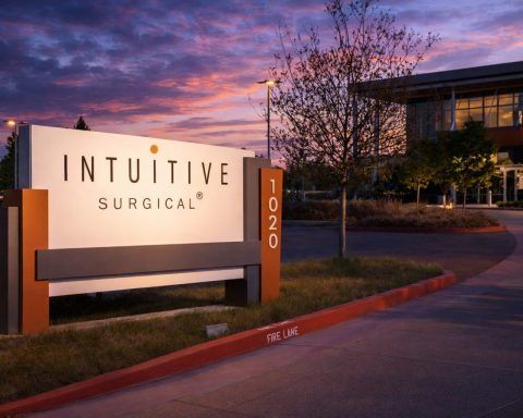 Intuitive Surgical stock today: ISRG slips into 2026 as New Year’s Day shuts Wall Street