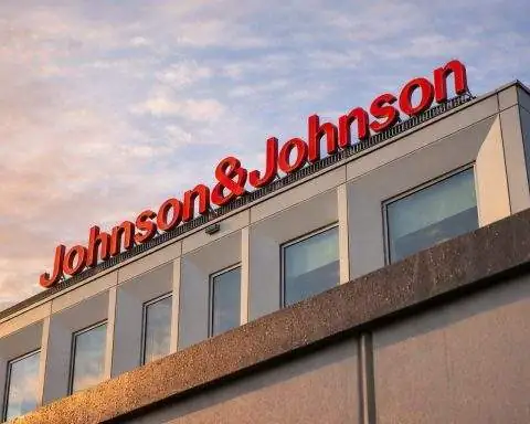 Johnson & Johnson stock price swings late as JNJ guidance beats views, but talc risk grabs traders again