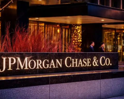 JPMorgan Chase stock slides as Trump’s 10% credit-card rate cap talk hits banks before earnings