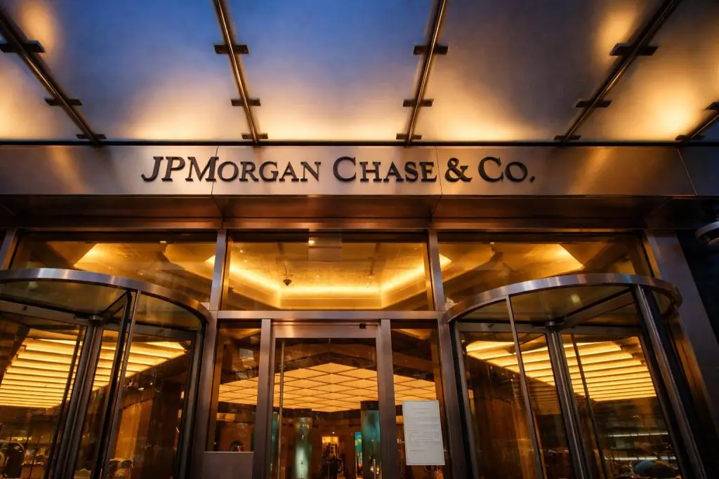 JPMorgan stock jumps as Wall Street rallies on Venezuela shock; payrolls and earnings in focus