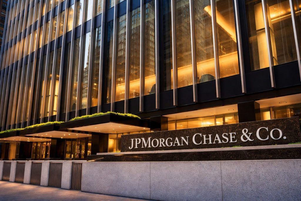 JPMorgan stock today: JPM steadies as jobs report and Jan. 13 earnings come into focus