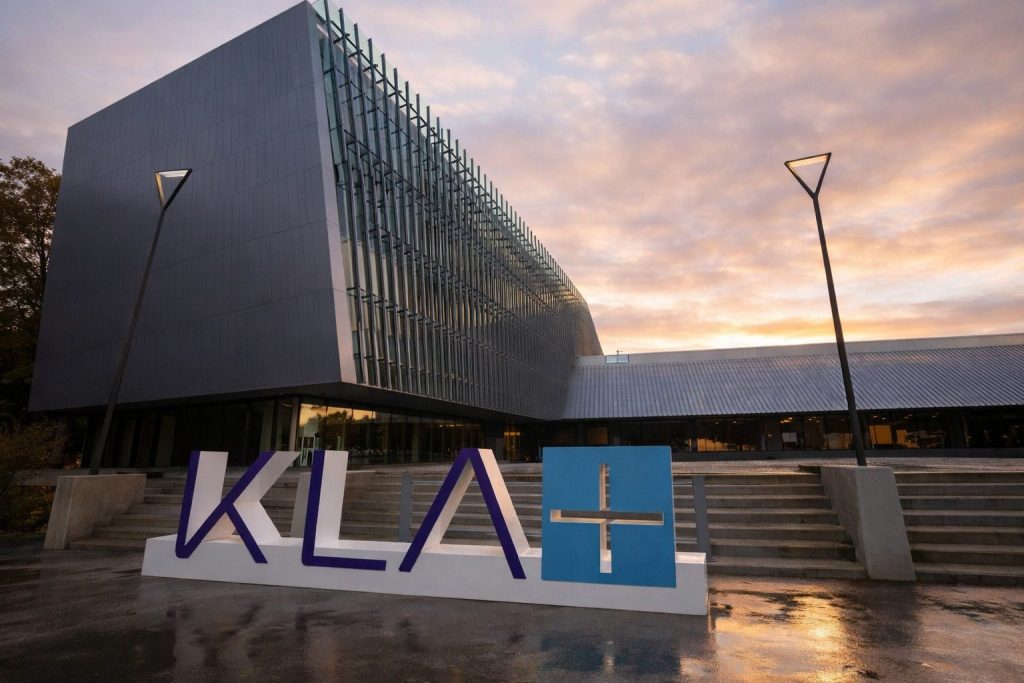 KLA stock price holds near a fresh high after analyst upgrades — what’s next for KLAC