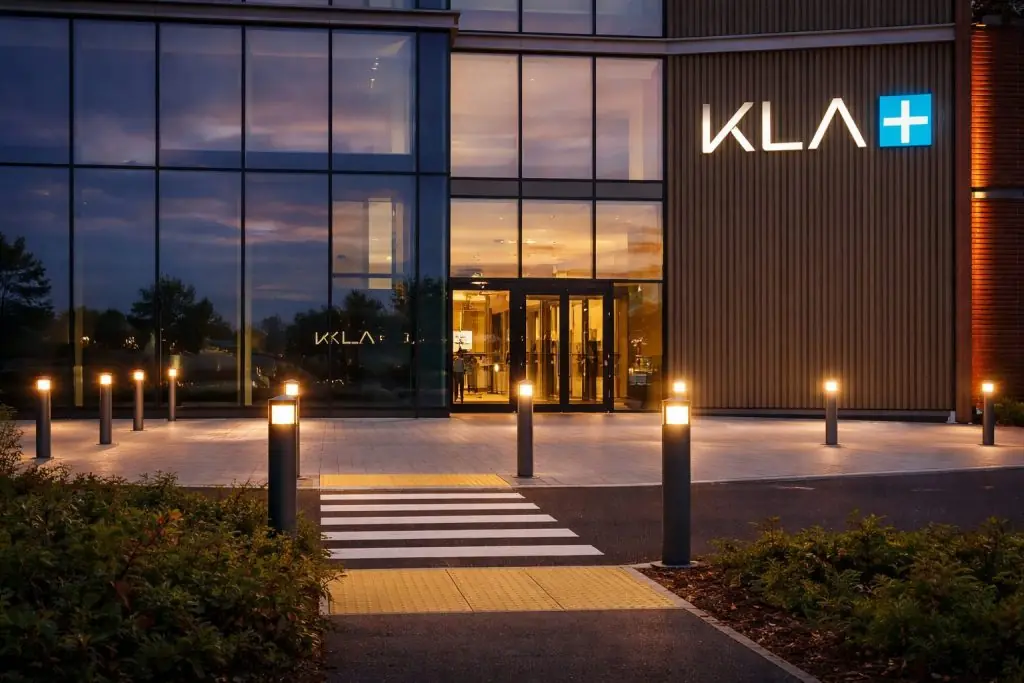 KLA stock surges nearly 5% to start 2026 as chip-gear rally puts KLAC near a new high