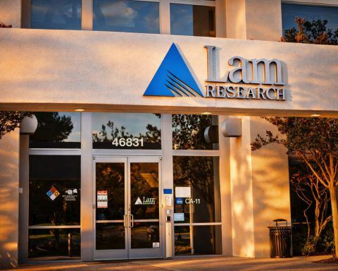 Lam Research stock (LRCX) jumps on Mizuho target hike — what to watch into Monday and the week ahead