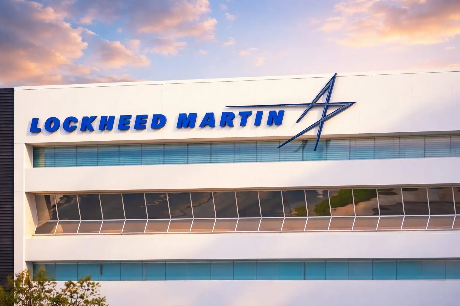 Lockheed Martin stock pops in US premarket as Trump touts $1.5 trillion military budget, buyback ban looms