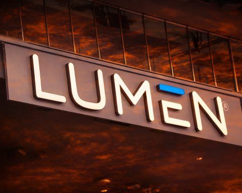 Lumen stock jumps 7% after $650 million bond pricing as Jan. 7 debt tender deadline nears