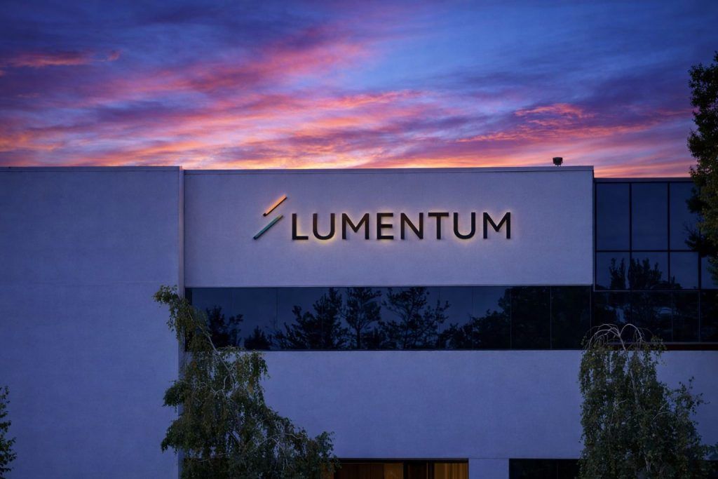Lumentum (LITE) stock sinks 11% as AI-optics rally breaks despite Needham target hike