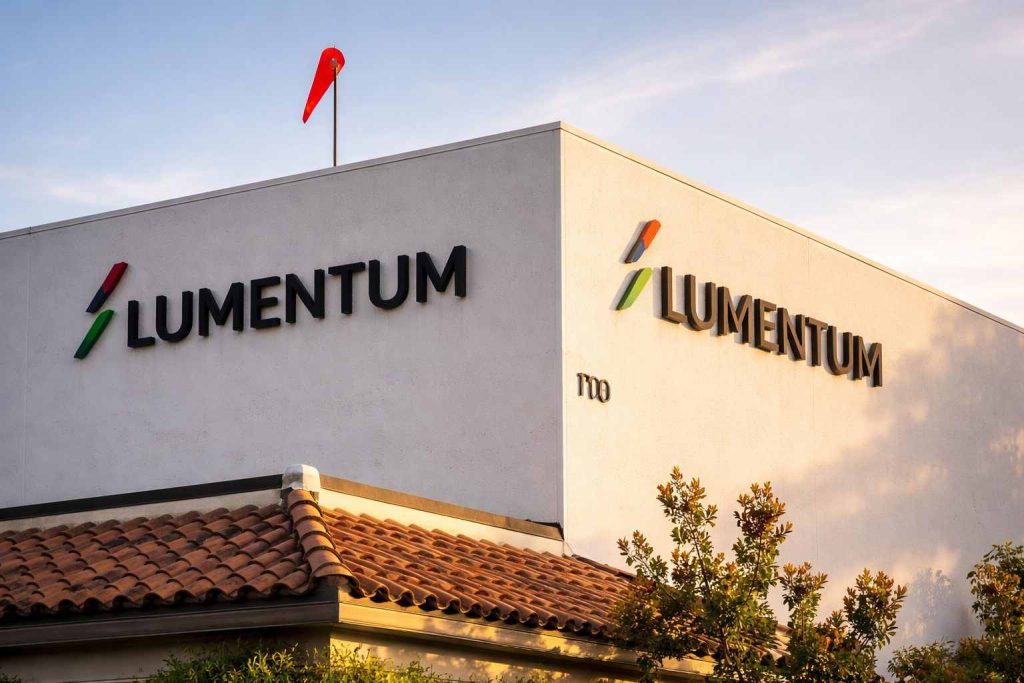 Lumentum stock price extends rally after Aletheia lifts target to $500 ahead of Feb. 3 earnings
