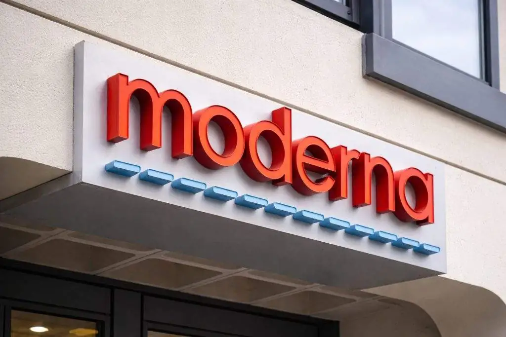 Moderna stock pulls back after a sharp rally as investors weigh U.S. vaccine backlash risk