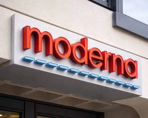 Moderna stock pulls back after a sharp rally as investors weigh U.S. vaccine backlash risk
