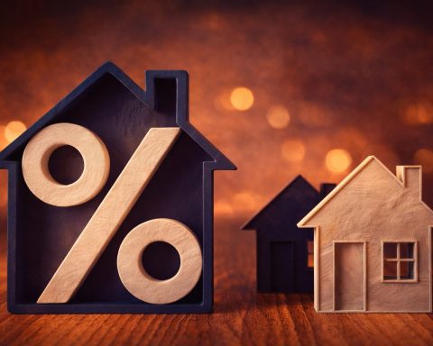 Mortgage rates today hover near 6.2% as Rocket stock slips in premarket