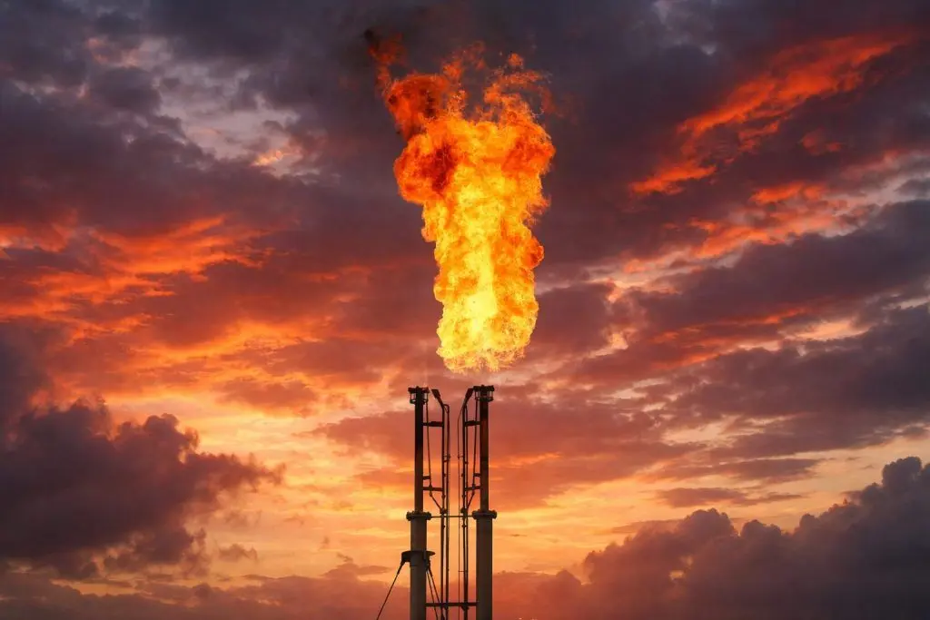 Natural gas price slide drags UNG stock lower as warm U.S. forecast cools winter demand