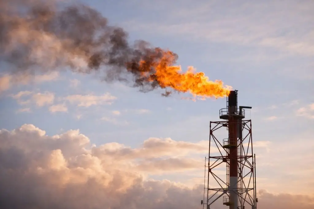 Natural gas prices cool after storm spike — EQT and gas stocks hold up as traders eye storage