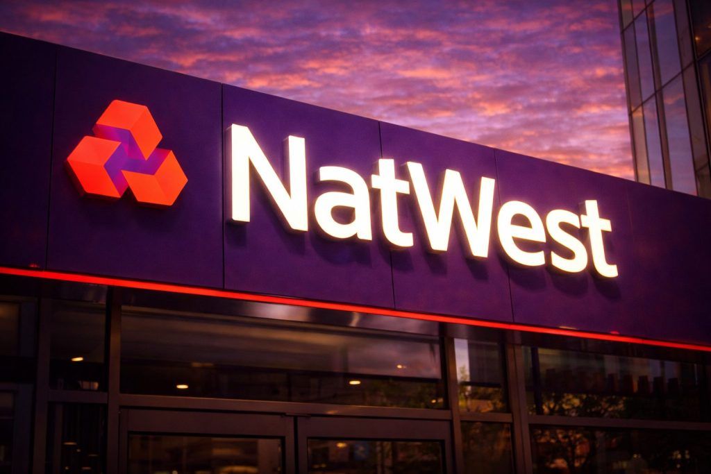 NatWest share price drops after Barclays downgrade as buybacks and earnings come into focus