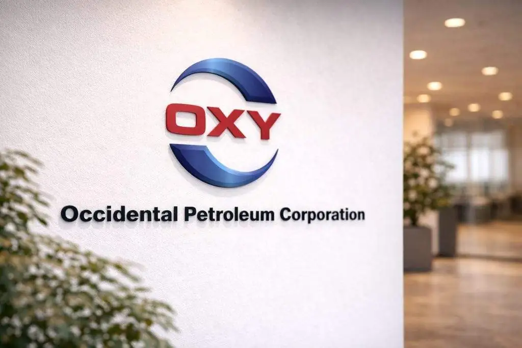 Occidental Petroleum (OXY) stock rises into the weekend as oil jumps; storm and earnings in focus