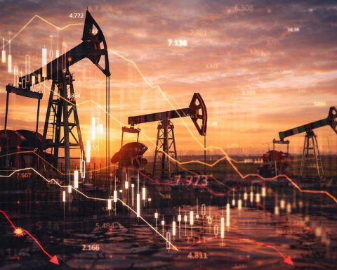 Oil prices tumble 4% on Trump Iran remarks, putting Exxon and Chevron in focus premarket