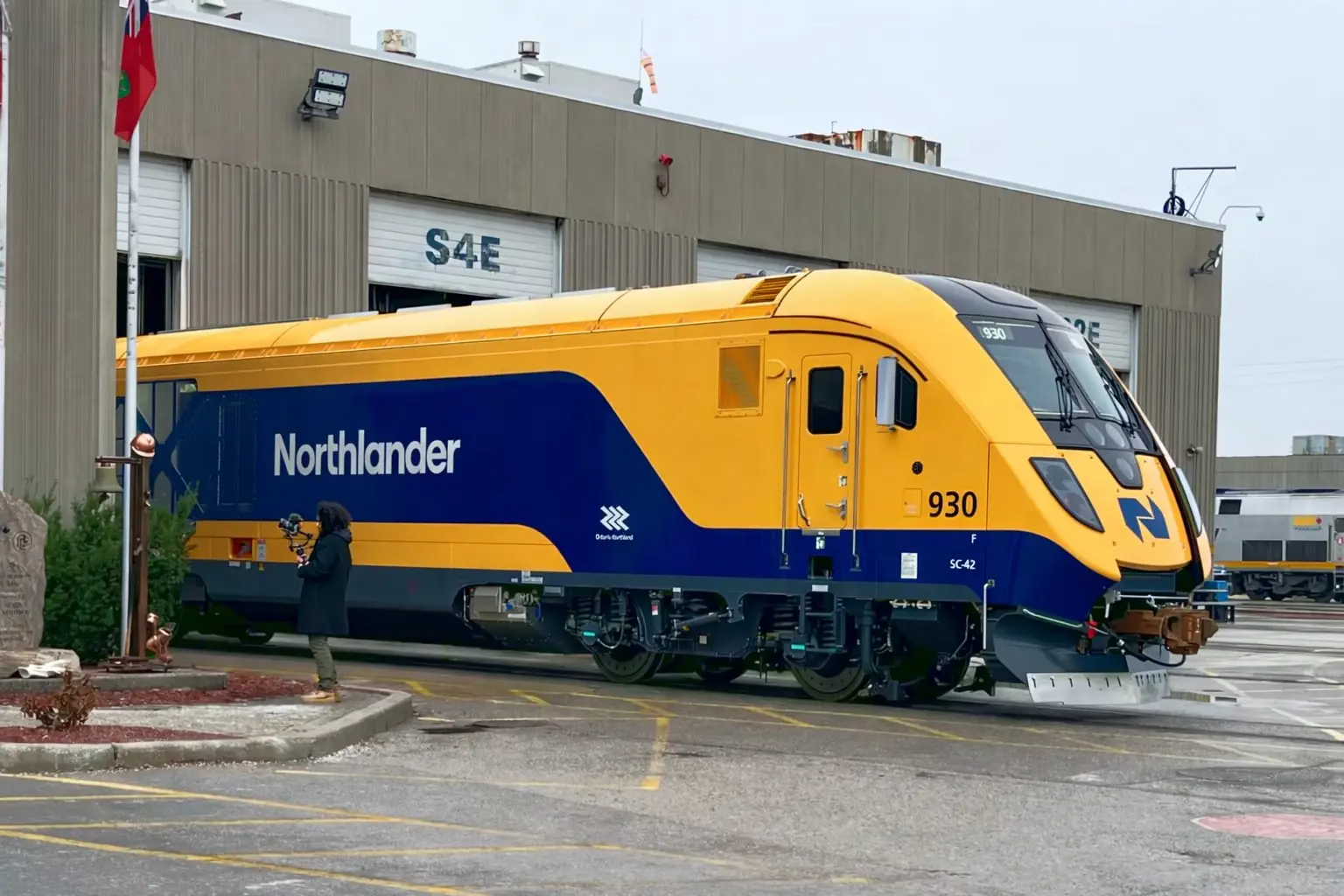 Ontario unveils first Siemens-built Northlander trainset as Toronto-to-Muskoka rail return nears