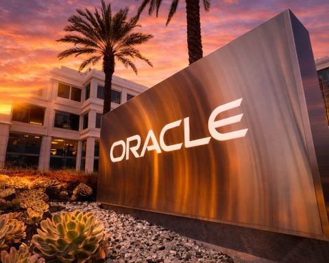 Oracle stock jumps toward $200 as Stargate funding and a busy macro week collide