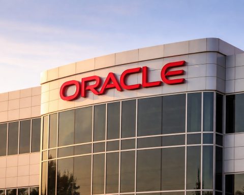 Oracle stock price: ORCL set for Tuesday return as AI debt lawsuit, credit risk stay in focus