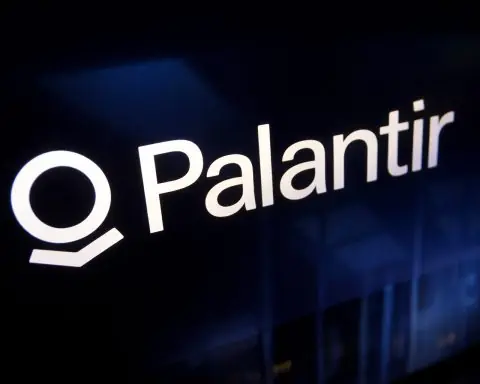 Palantir stock slides to start 2026 as rate-cut outlook tightens its grip on PLTR