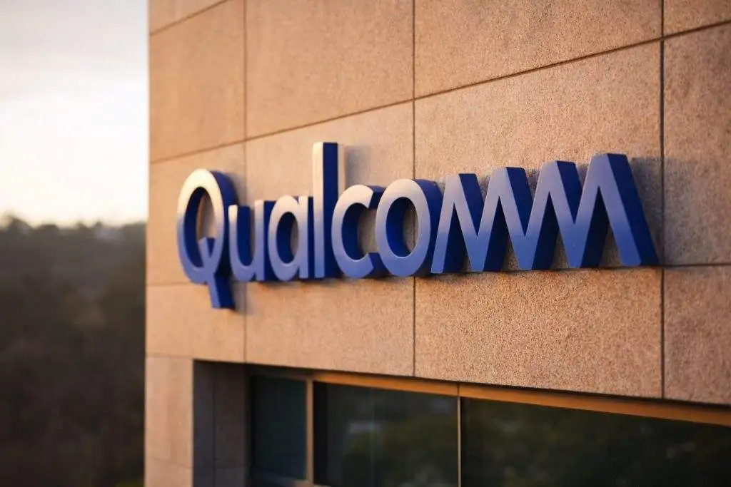 Qualcomm stock slips today as QCOM proxy vote and Feb. 4 earnings draw focus