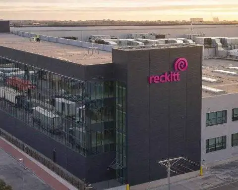 Reckitt Benckiser share price slips as buyback rolls on and £1.6bn special dividend vote nears