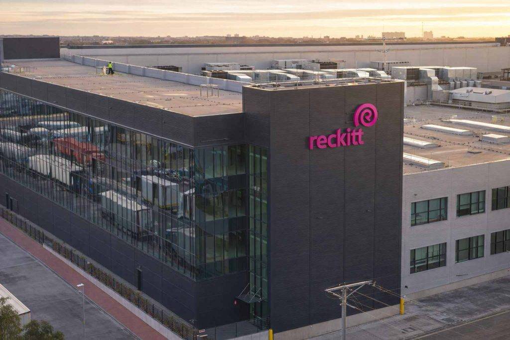 Reckitt share price slips into dividend-vote week — what happens next for RKT stock