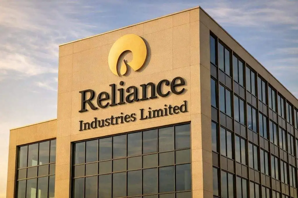 Reliance share price in focus: Jio IPO talk and retail margin squeeze loom as markets reopen Monday