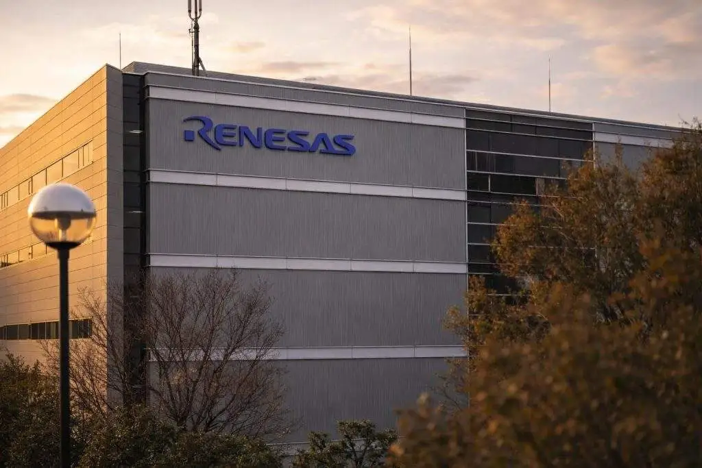 Renesas stock climbs 1.4% in Tokyo trade as chip sentiment steadies after tariff jitters