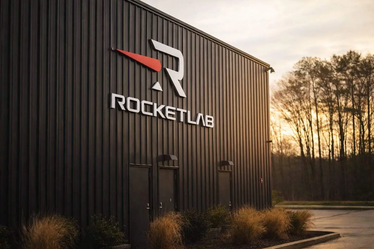 Rocket Lab stock whipsaws on Neutron tank rupture; what RKLB investors watch next