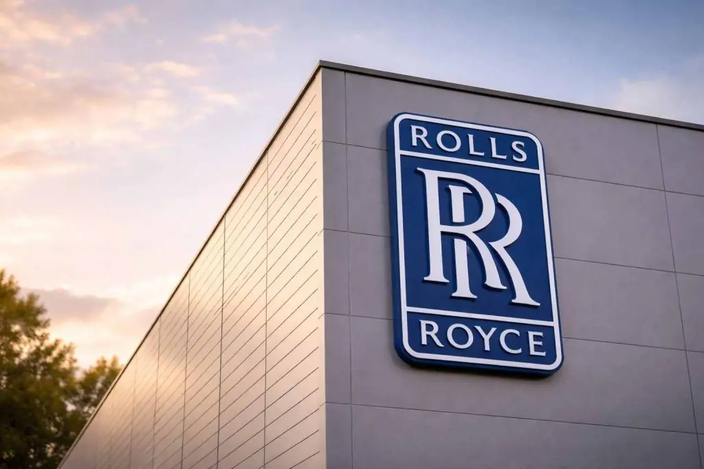 Rolls-Royce share price slips as £200m buyback grinds on and valuation debate returns
