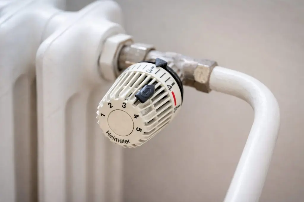 Salzburg renews €100 “Energie-100er” for 2026 — who gets the extra heating aid