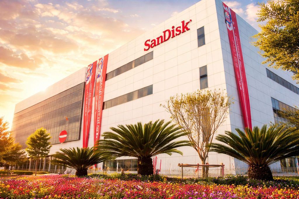 Sandisk Corporation stock steadies after CES-fueled spike as Jan. 29 earnings loom