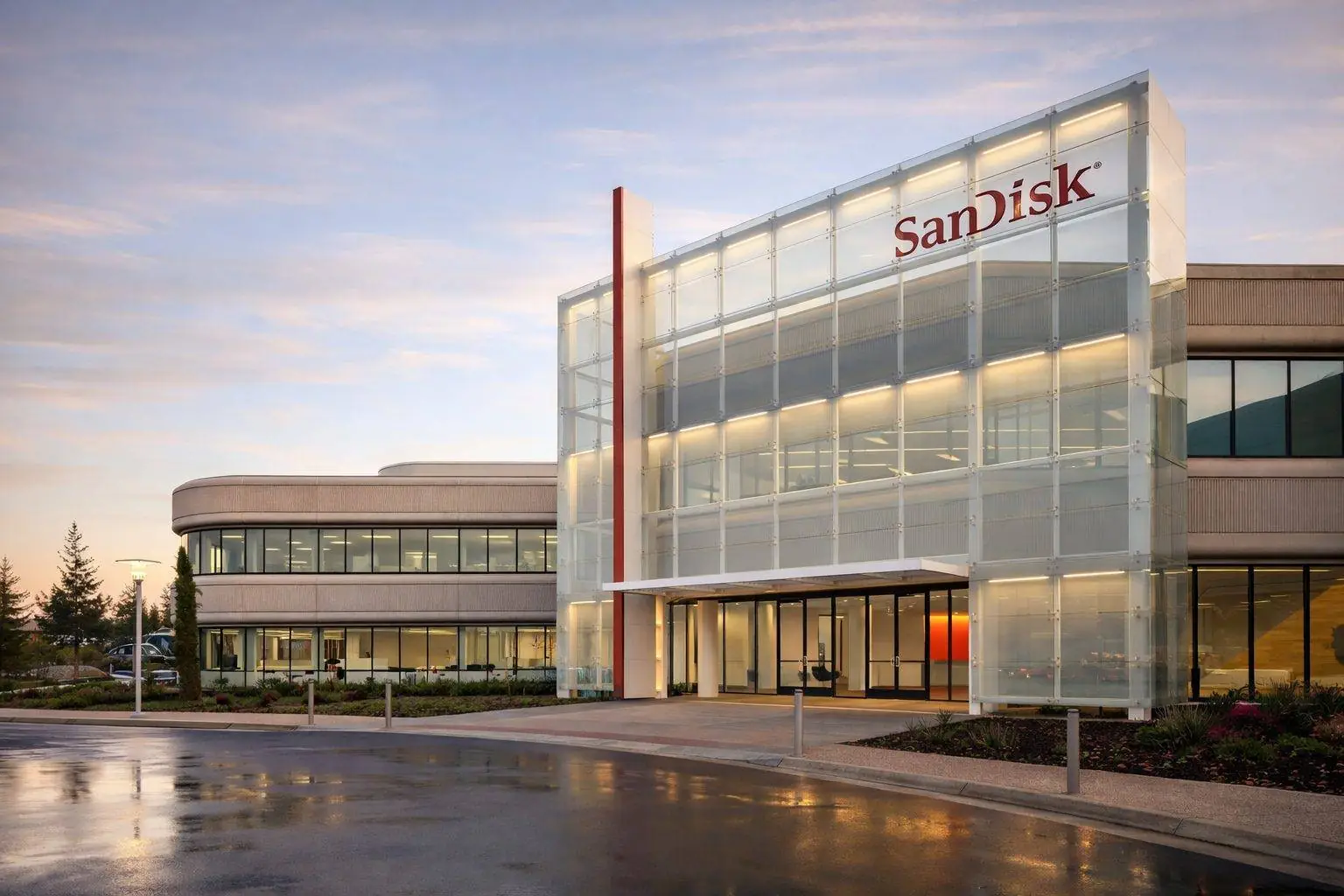 Sandisk stock jumps after hours on blowout earnings and forecast — what traders watch next