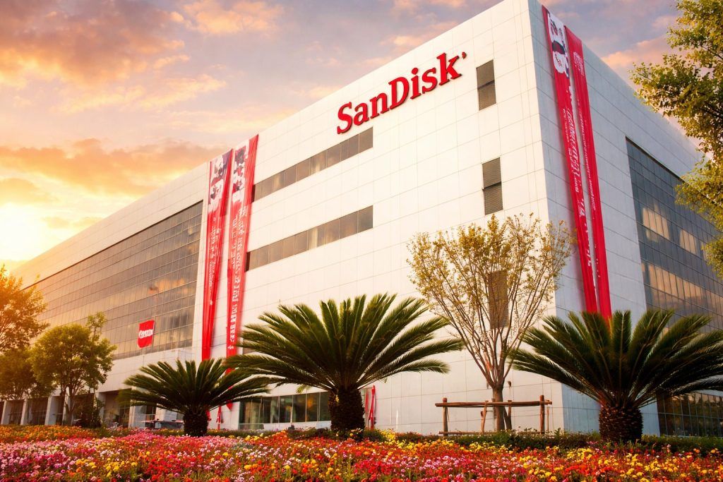 Sandisk stock slips in late trade after AI-storage rally cools — what investors watch next