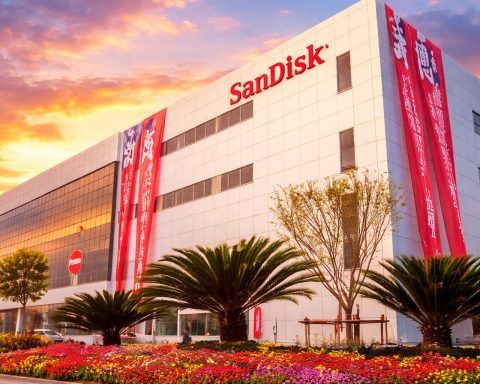 Sandisk stock (SNDK) steadies into 2026 as U.S. markets shut; Jan. 29 earnings date set